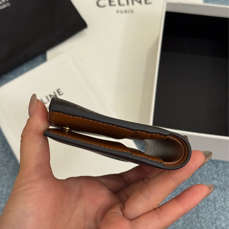 現貨 全新 特價 Celine 對開短夾 TRIOMPHE-3