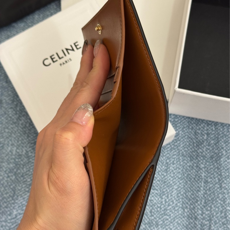 現貨 全新 特價 Celine 對開短夾 TRIOMPHE-6