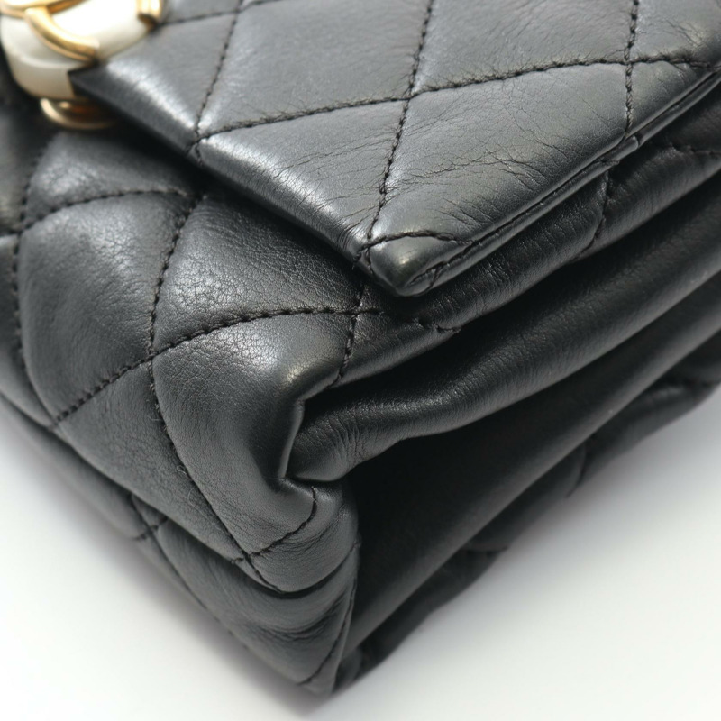 香奈兒迷你絎縫鏈條肩背斜背包，黑色皮革，二手，女士，金色五金-5