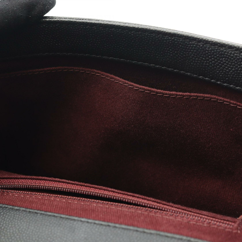 香奈兒 (CHANEL) Business Affinity Matelasse 斜背單肩包，黑色皮革，附鉚釘-8