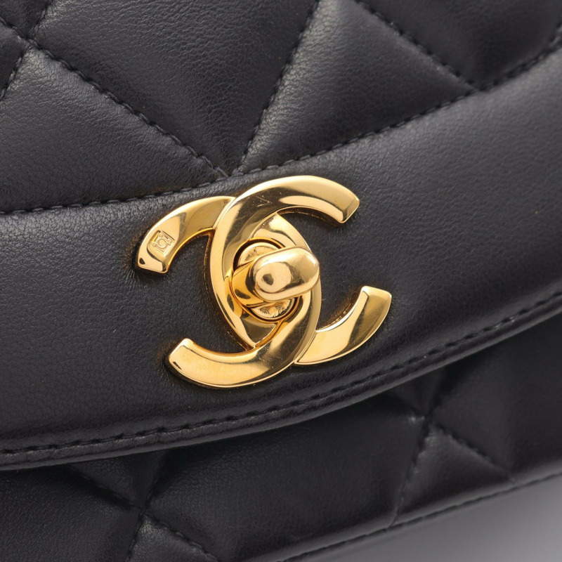 香奈兒 (CHANEL) 絎縫 Diana 翻蓋鏈條單肩背包，羊皮材質，黑色，二手，金色五金-10