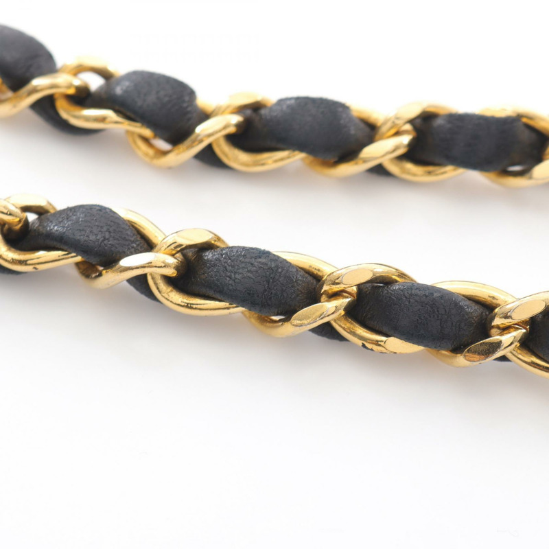 香奈兒 (CHANEL) 絎縫 Diana 翻蓋鏈條單肩背包，羊皮材質，黑色，二手，金色五金-11