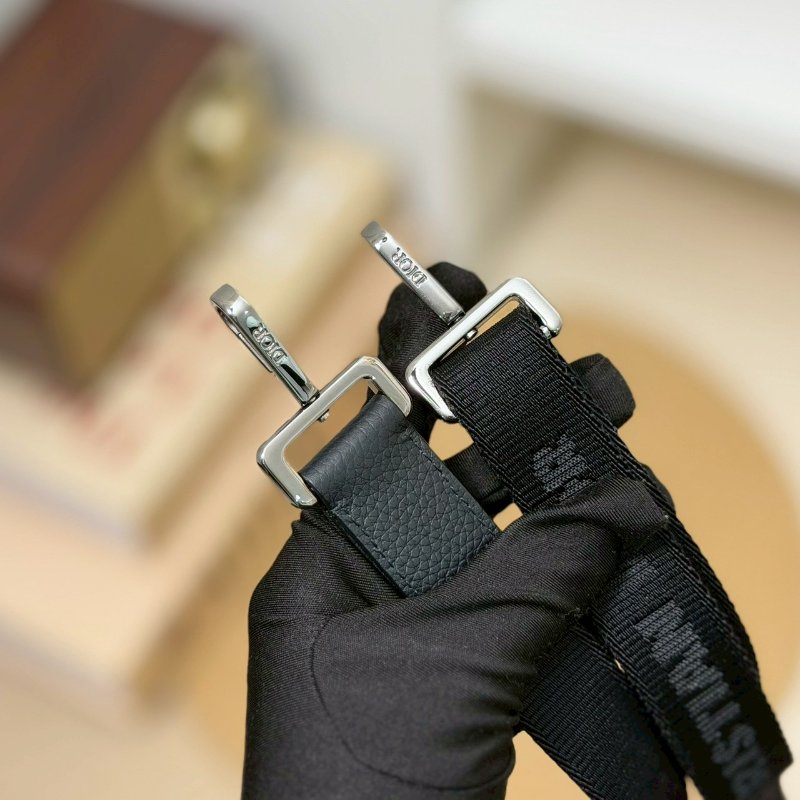 🏷Dior．Oblique 緹花相機包-18