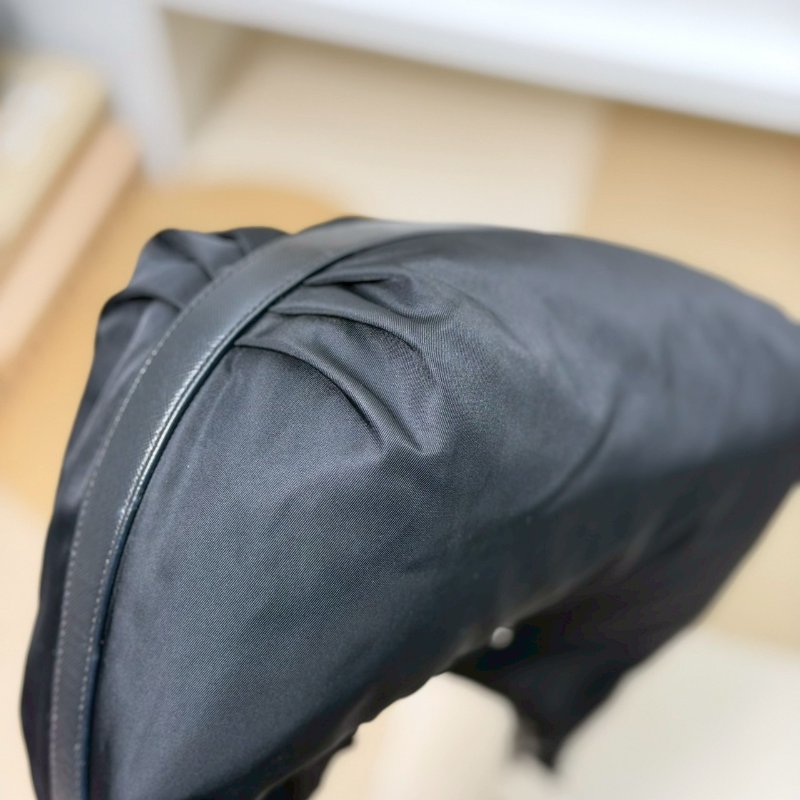 (稀有款✨)🏷Prada．hobo 碗豆包 小款-5