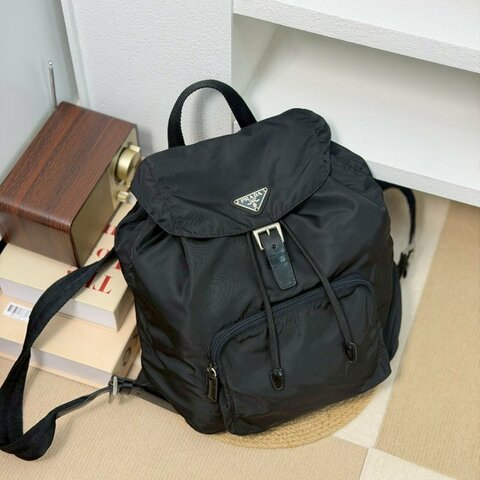 🏷Prada．降落傘尼龍單口後背包/客人寄賣