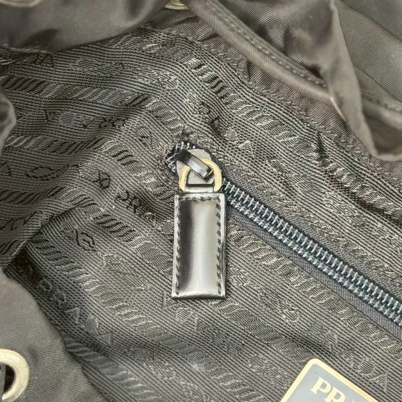 🏷Prada．降落傘尼龍單口後背包/客人寄賣-18