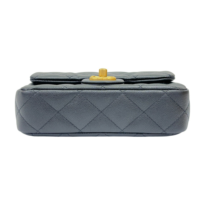 黑色 牛皮 Heart Mini Flap Bag 金扣肩背袋 【CHANEL 香奈兒 】 AS3829-3