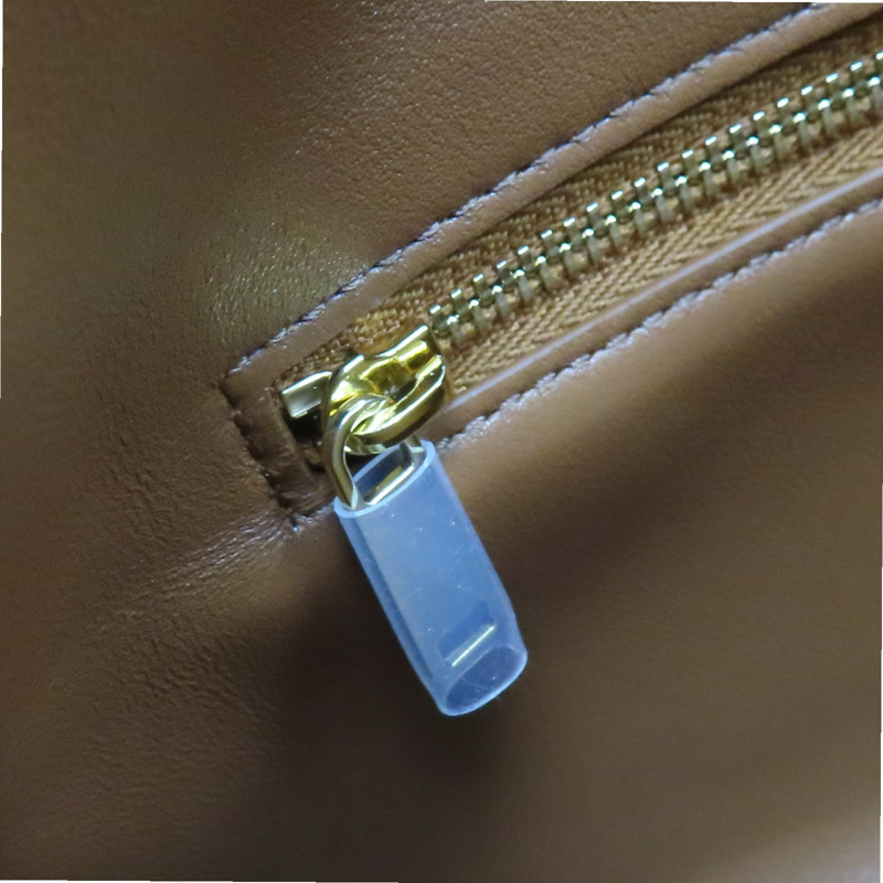 棕色 牛皮 CAMILLE 16 SOFT 肩背包【CELINE 賽琳】 120693FX9.04LU-10