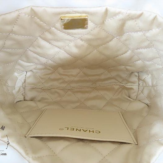 【巴黎站二手名牌專賣店】＊現貨＊CHANEL香奈兒真品＊奶白色小牛皮MINI 22BAG金鏈兩用斜背包-3
