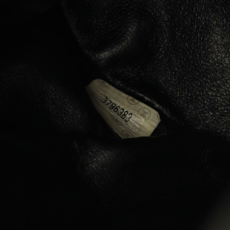 香奈兒 (CHANEL) 絎縫雙肩包，羊皮材質，黑色，二手，女款，金色五金-4