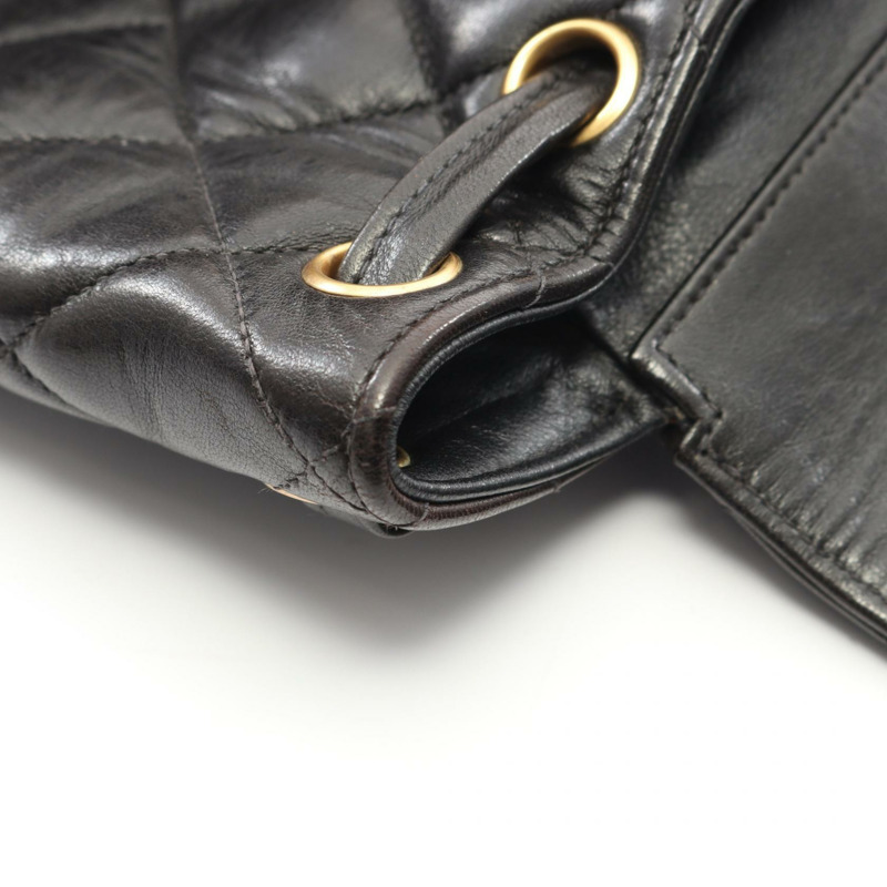 香奈兒 (CHANEL) 絎縫雙肩包，羊皮材質，黑色，二手，女款，金色五金-10