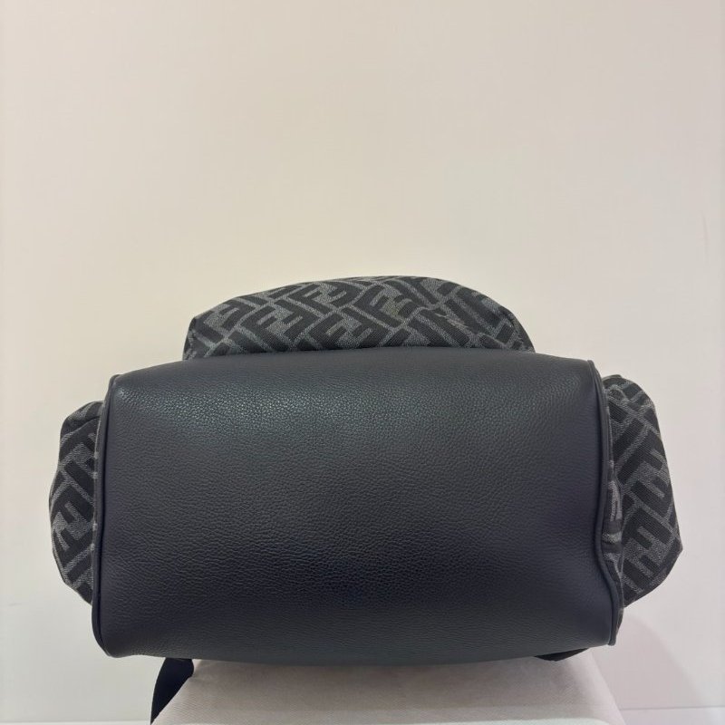 FENDI 深藍FF緹花帆布皮革掀蓋後背包-8