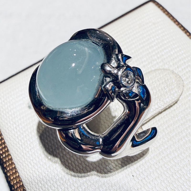 Dior 海藍寶鑽石小海龜圖騰 18K白金戒指｜Cabochon Wave Ring-11