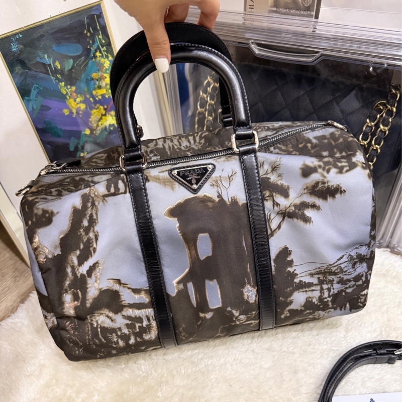 99新✨專櫃款七萬多Prada經典黑色尼龍 藝術系列 防磨防潑水 超輕的降落傘布 斜背包 keep all、speedy、波士頓-4