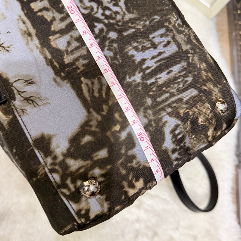 99新✨專櫃款七萬多Prada經典黑色尼龍 藝術系列 防磨防潑水 超輕的降落傘布 斜背包 keep all、speedy、波士頓-6