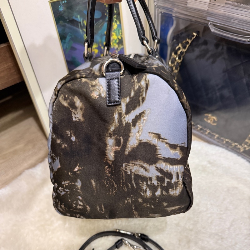 99新✨專櫃款七萬多Prada經典黑色尼龍 藝術系列 防磨防潑水 超輕的降落傘布 斜背包 keep all、speedy、波士頓-27