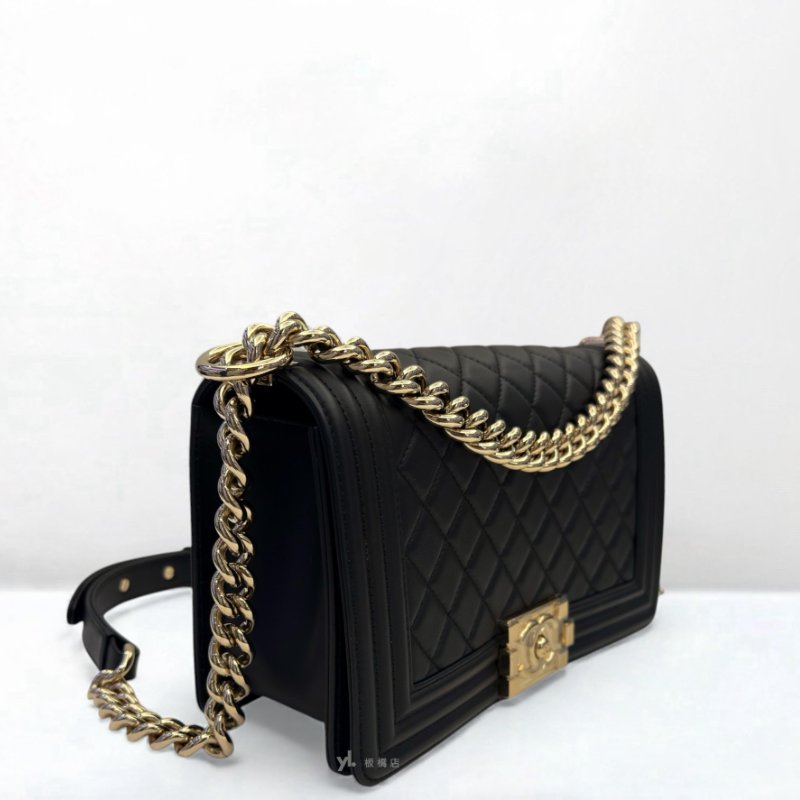 Chanel BOY25黑牛皮淡金釦肩背包A67086-1