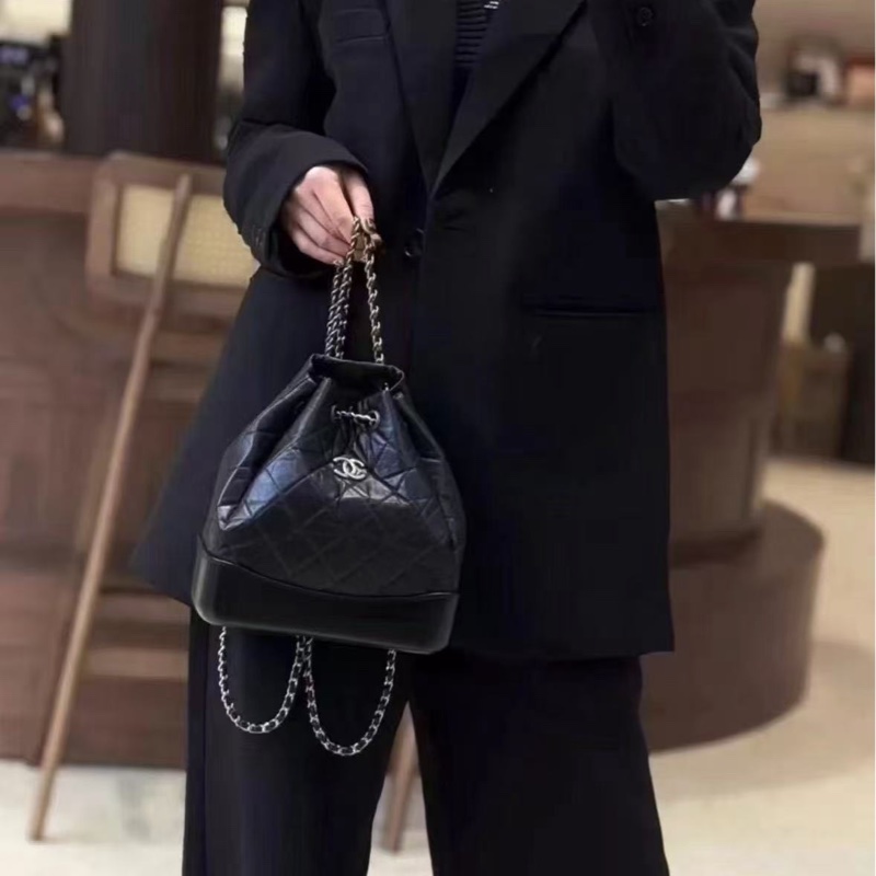 CHANEL/香奈兒 小號流浪雙肩包 黑色銀扣菱格牛皮 鴛鴦鏈條，尺寸：23*22.5 晶片款 好價🉐️-1