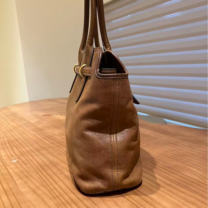 Miu Miu /謬誤 Aventure Nappa 橡木色 納帕皮革單肩手提包，尺寸：底長40x高31x寬13cm-4