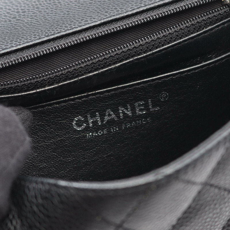 香奈兒迷你絎縫鏈條肩背包，粒面小牛皮，黑色，二手，女士，帶五金配件-3