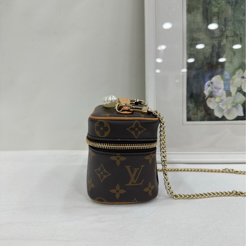 LV 路易威登 nice nano化妝盒 芯片 客人自己配了把手和鏈條-4