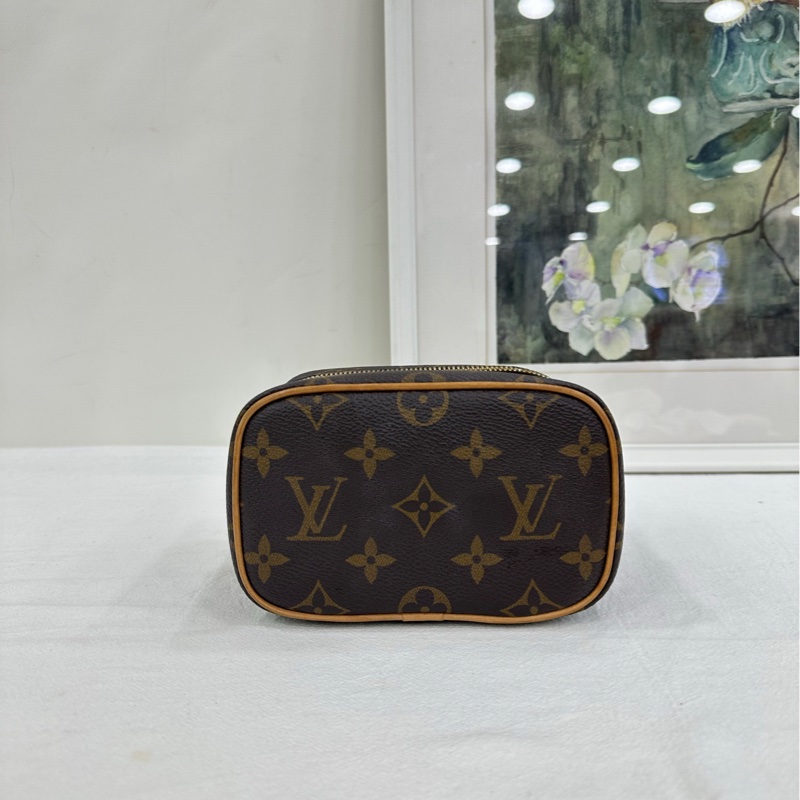 LV 路易威登 nice nano化妝盒 芯片 客人自己配了把手和鏈條-5