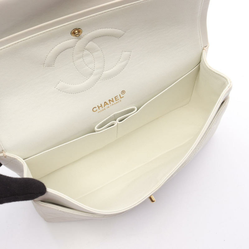 香奈兒 (CHANEL) Matelasse 雙蓋肩背包，羊皮材質，白色，二手，金色五金，CC-2