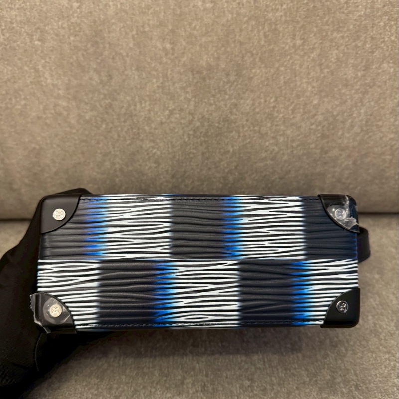 LV soft trunk 限定配色-4