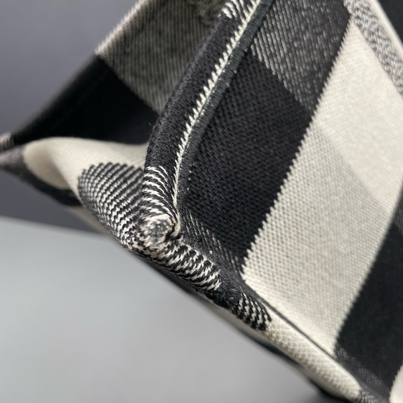 Dior迪奧 黑白格紋book tote大號托特包-20