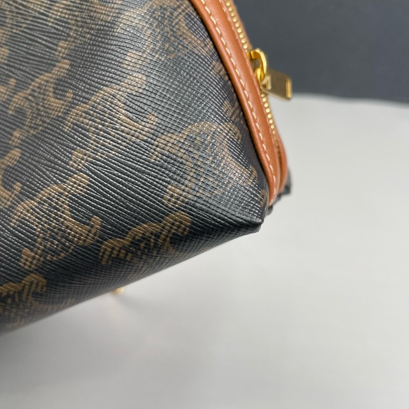 Celine 凱旋門老花貝殼鏈條包-19