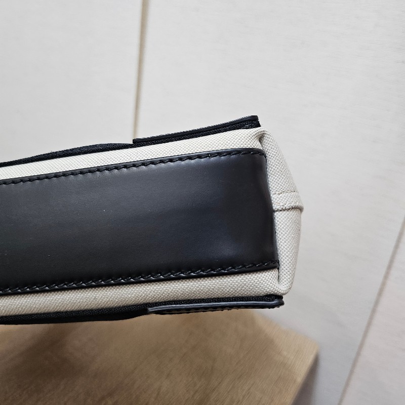 [甜價出❣️別猶豫呀！]  Balenciaga米白帆布NavyCabasXS手提斜背包-7