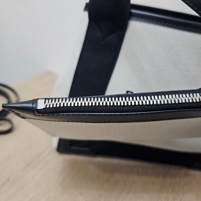 [甜價出❣️別猶豫呀！]  Balenciaga米白帆布NavyCabasXS手提斜背包-18