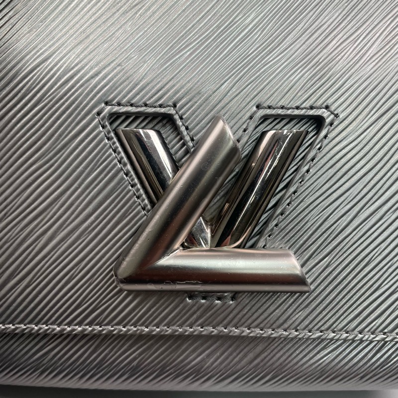 LV路易威登 銀色epi水波紋小號twist鏈條包-23