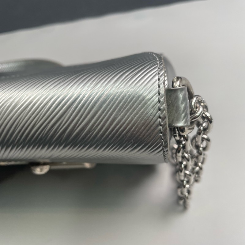 LV路易威登 銀色epi水波紋小號twist鏈條包-24