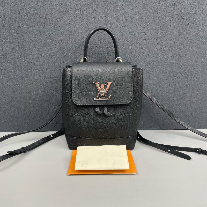 LV 路易威登 lockme系列 黑色 牛皮mini 後背包-0