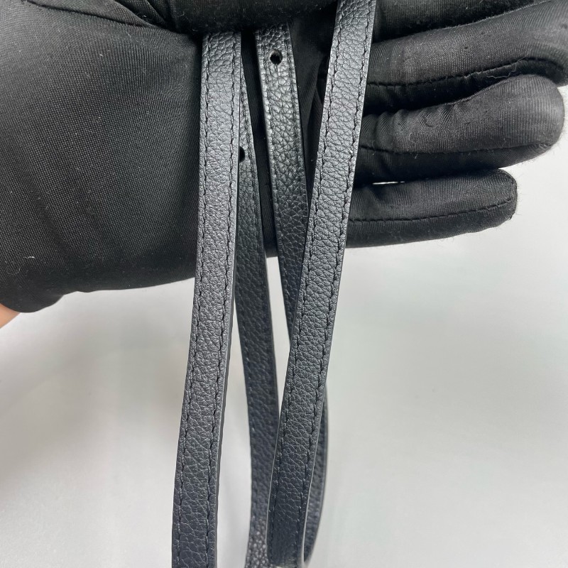 LV 路易威登 lockme系列 黑色 牛皮mini 後背包-8