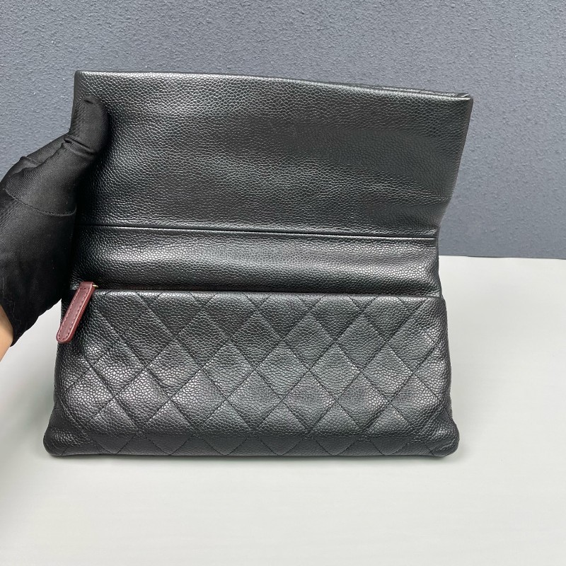 Chanel香奈兒 黑金荔枝牛皮手拿包-7