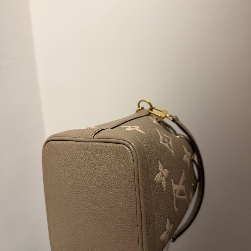 lv斑鳩灰水桶包小號(晶片款)-12