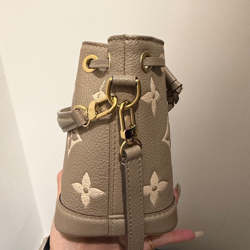 lv斑鳩灰水桶包小號(晶片款)-16