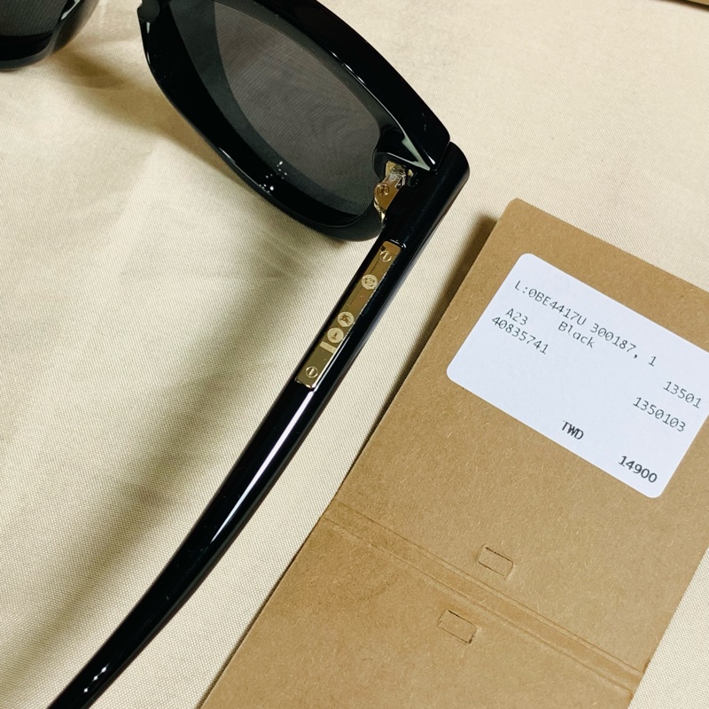 🎁全新盒裝 Burberry 巴寶莉 百搭黑質感太陽眼鏡 墨鏡-2