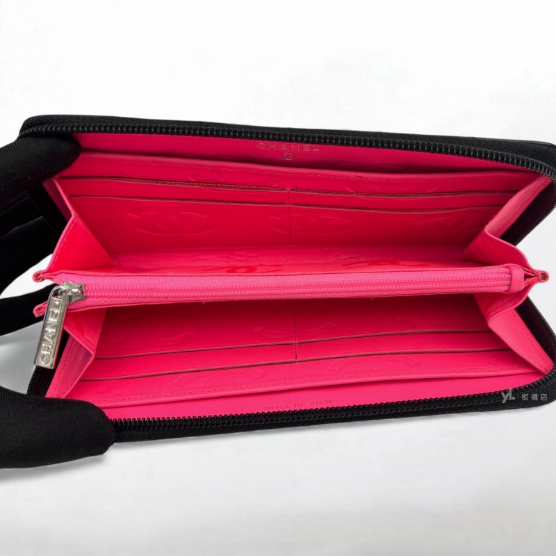 CHANEL 黑色羊皮雙C康朋拉鍊長夾A50078-5