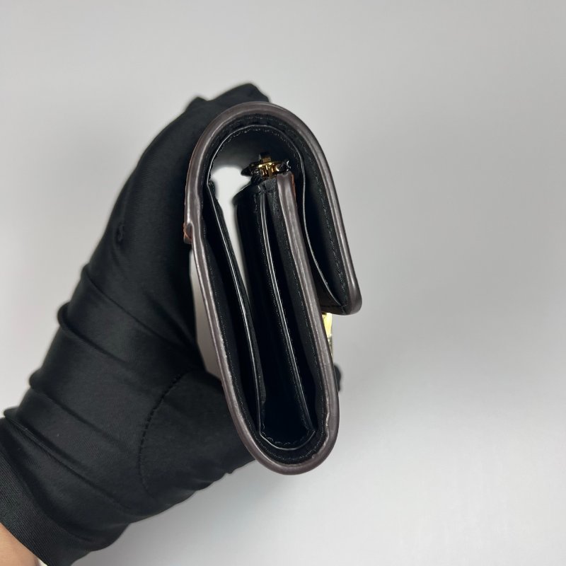 LV M68725/晶片款 達芙妮Dauphine短夾-3