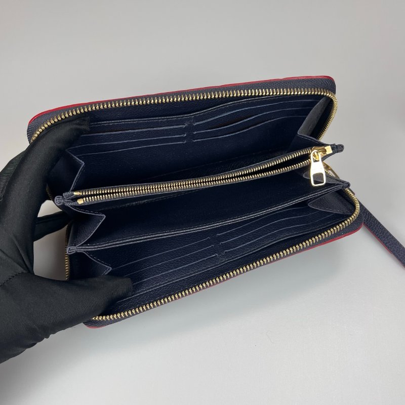 LV M60571/晶片款 海軍藍壓紋ㄇ拉長夾-4