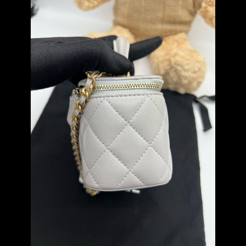 Chanel 灰色全皮化妝盒 斜背包-4