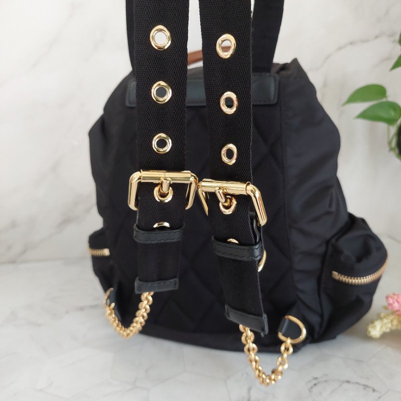 BURBERRY The Rucksack  中 號🌈實品拍照🌈黑色尼龍雙肩包手提包 後背包  金色五金~二手品-59