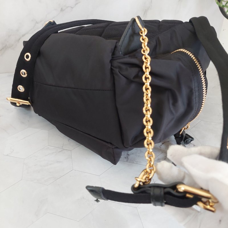 BURBERRY The Rucksack  中 號🌈實品拍照🌈黑色尼龍雙肩包手提包 後背包  金色五金~二手品-71