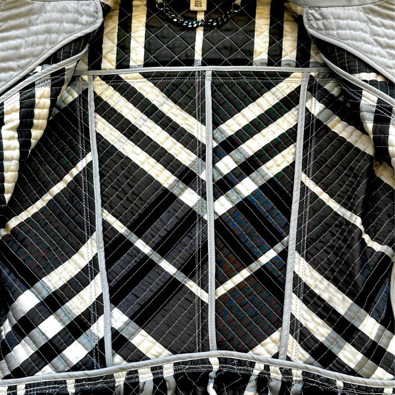 Burberry 菱格外套-7