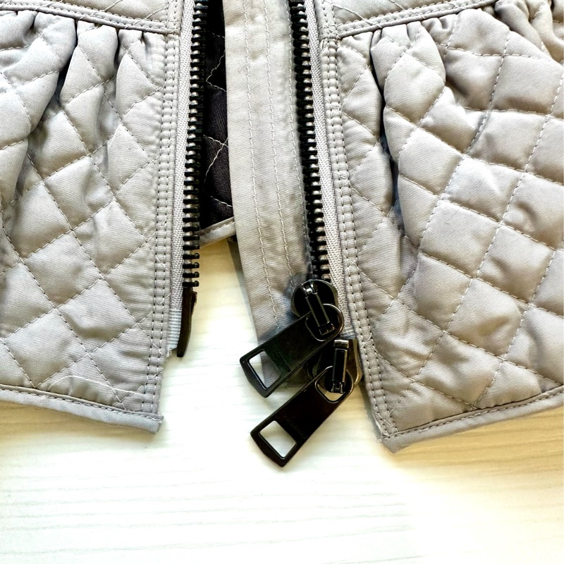 Burberry 菱格外套-18