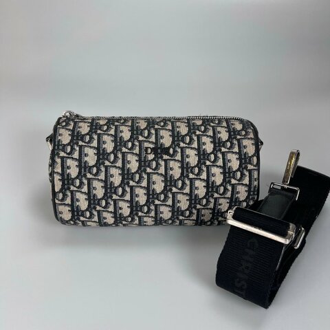 DIOR 老花Roller圓筒包