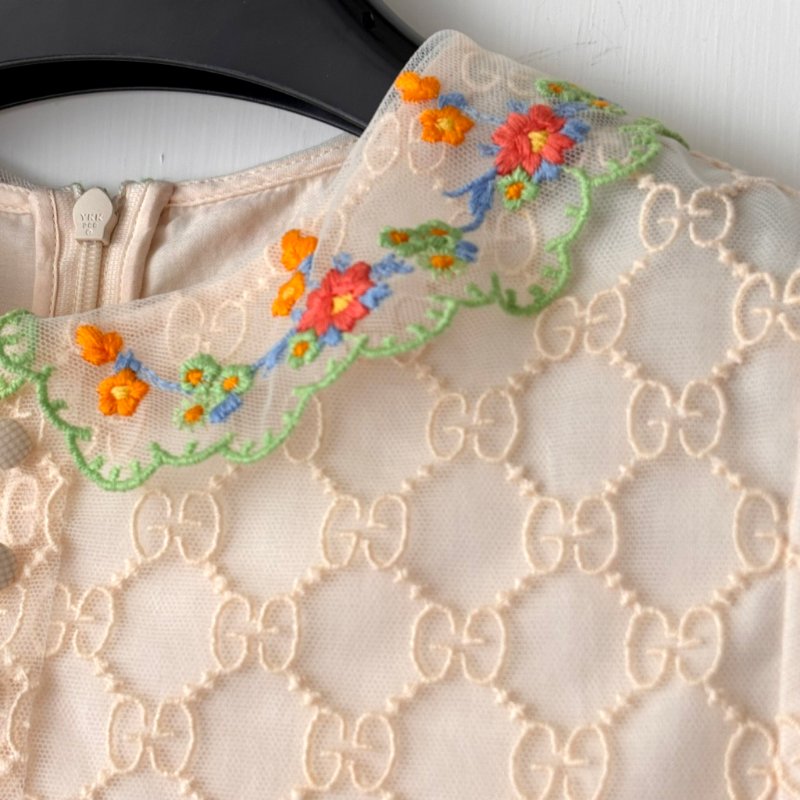 ::GUCCI:: 10號童裝 裸膚色 花朵刺繡 浪漫可愛小洋裝 女童洋裝-5